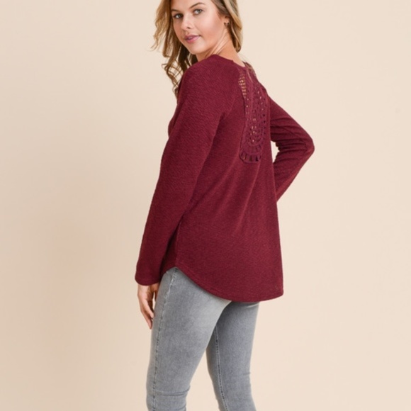 Doe & Rae Burgundy Sweater Crochet Back Ribbed NWT - Picture 7 of 7